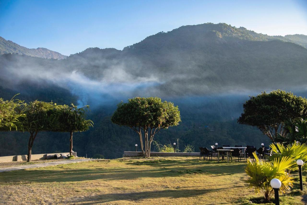 Gateway Himalaya Resort Ghanpokhara Buitenkant foto