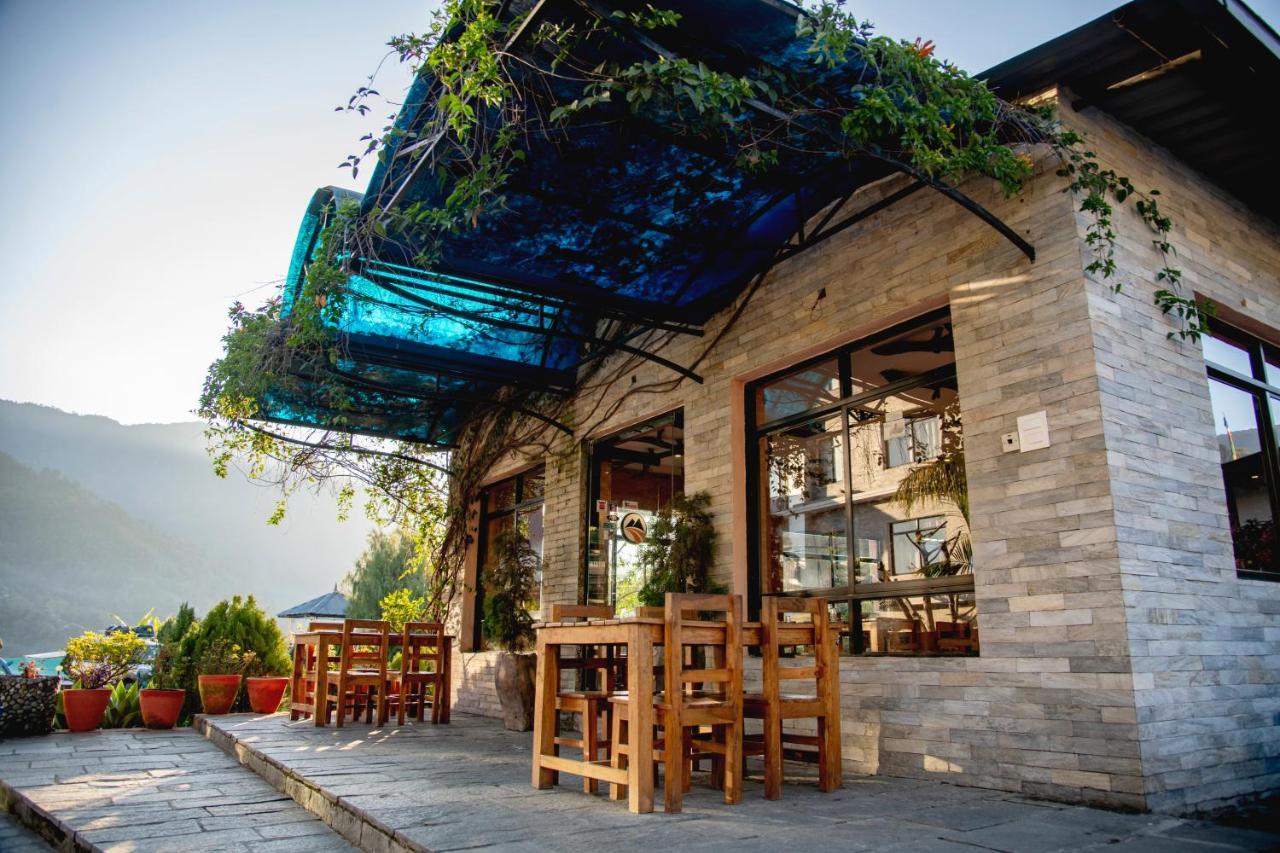 Gateway Himalaya Resort Ghanpokhara Buitenkant foto