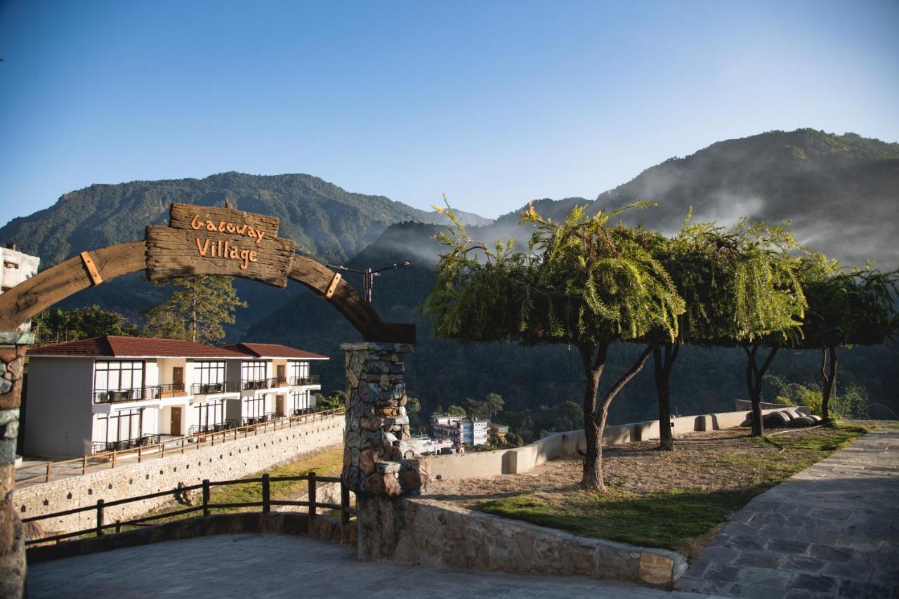Gateway Himalaya Resort Ghanpokhara Buitenkant foto